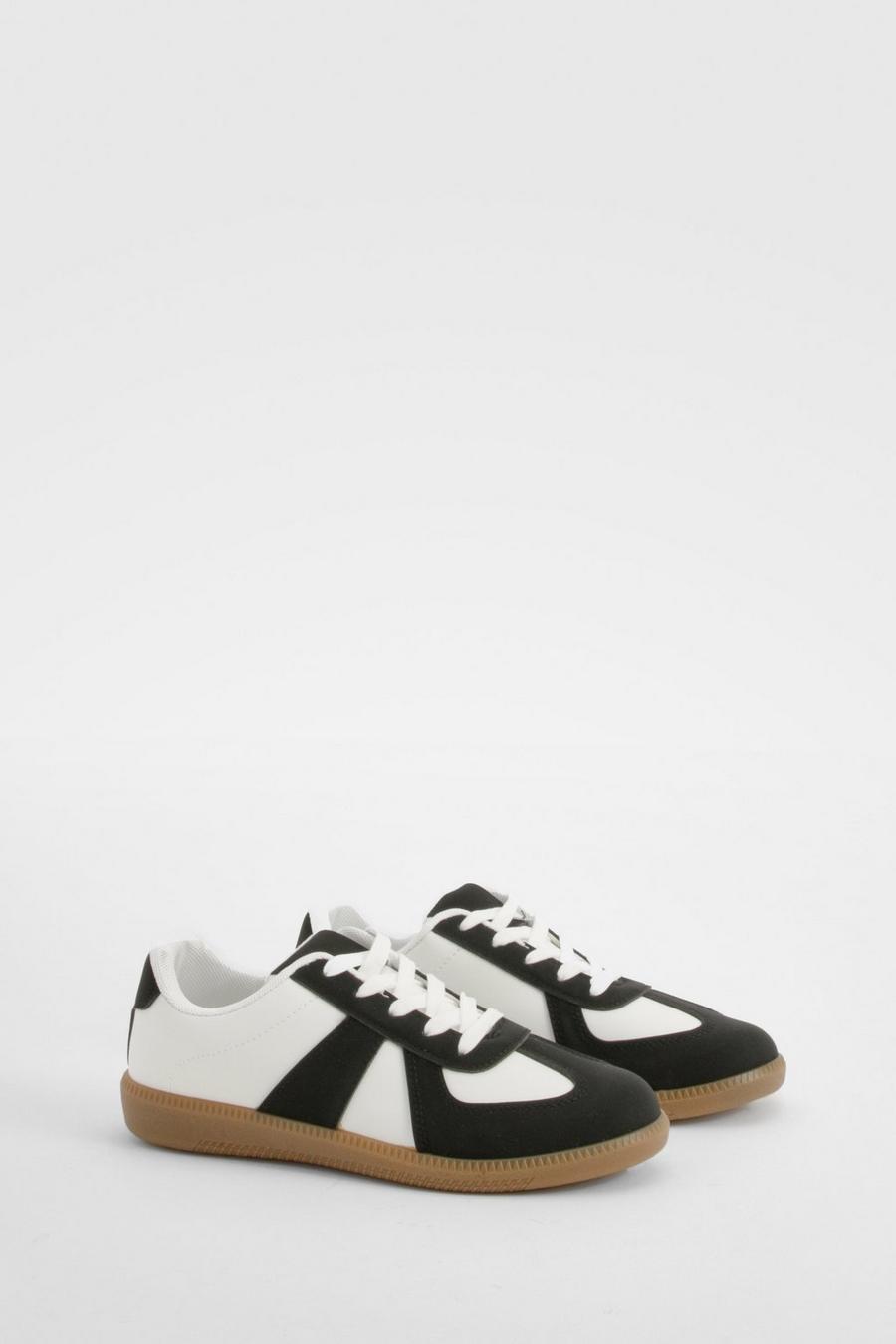 Black Contrast Panel Gum Sole Sneakers image number 1