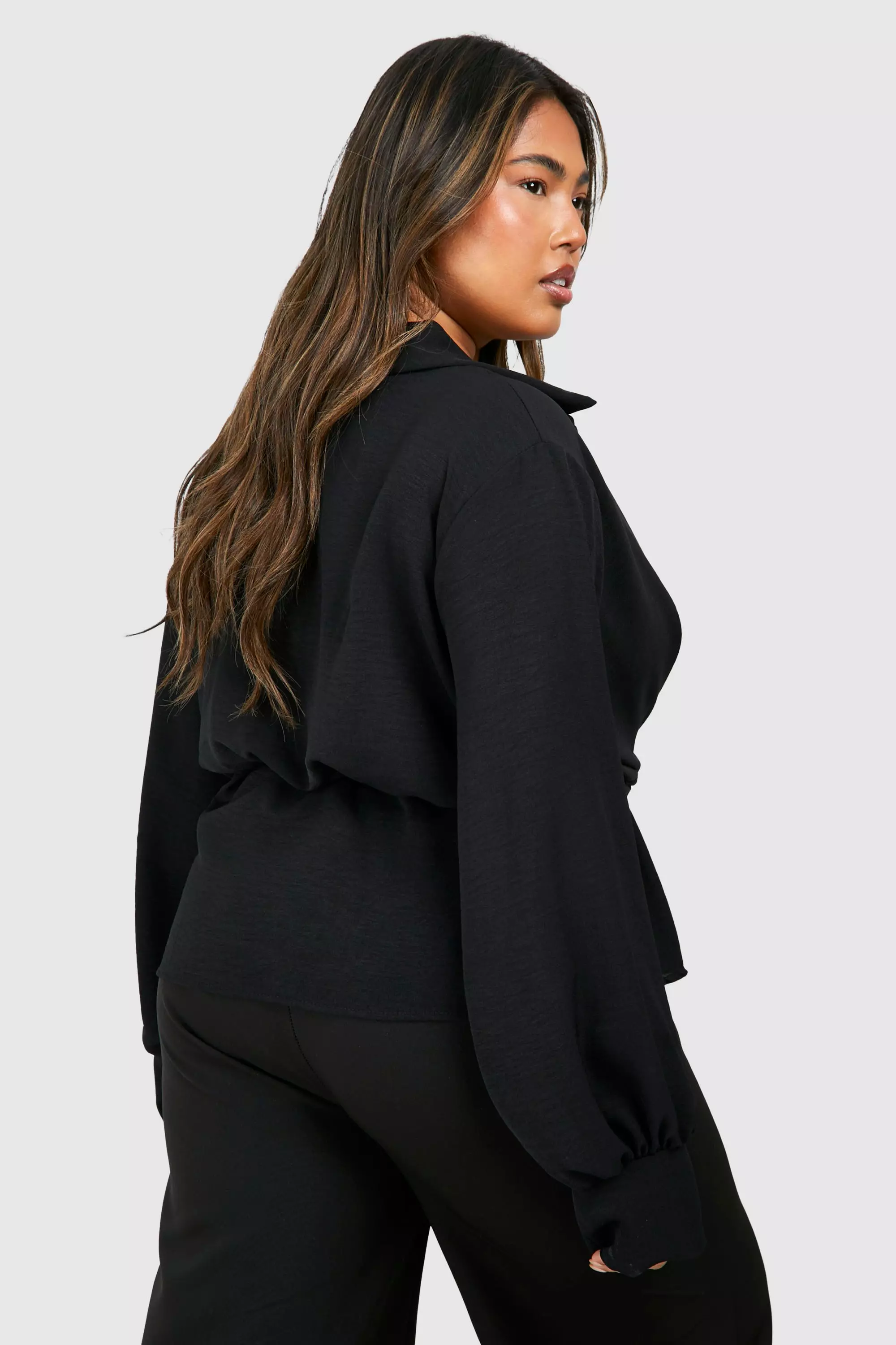 Black Plus Knot Tie Ruched Shirt صورة بديلة