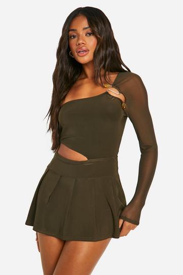 Strakke Asymmetrische Playsuit Met Uitsnijding En Skort khaki