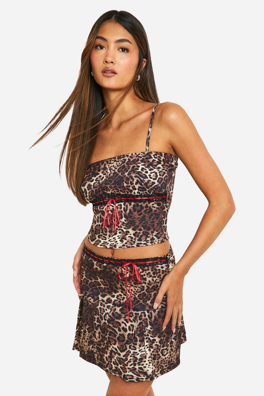 Leopard Trim Detail Pleated Mini Skirt