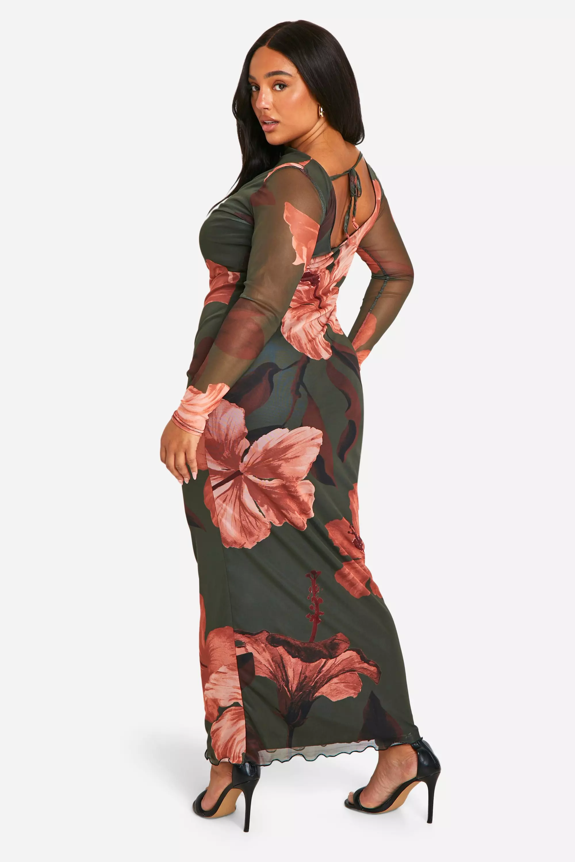 Black Plus Mesh Low Back Maxi Dress صورة بديلة