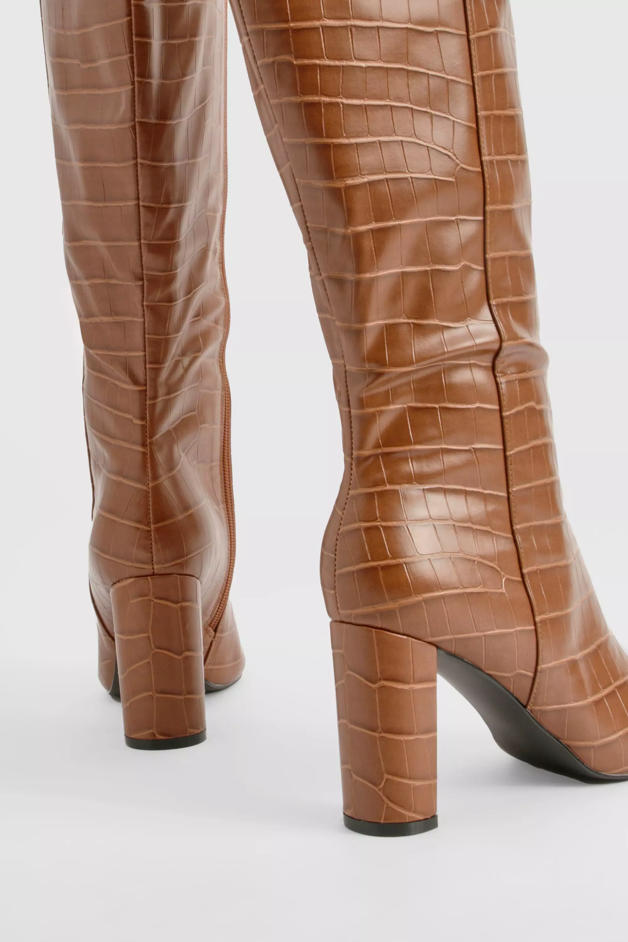 Camel Wide Fit Croc Pointed Knee High Heeled Boots صورة بديلة