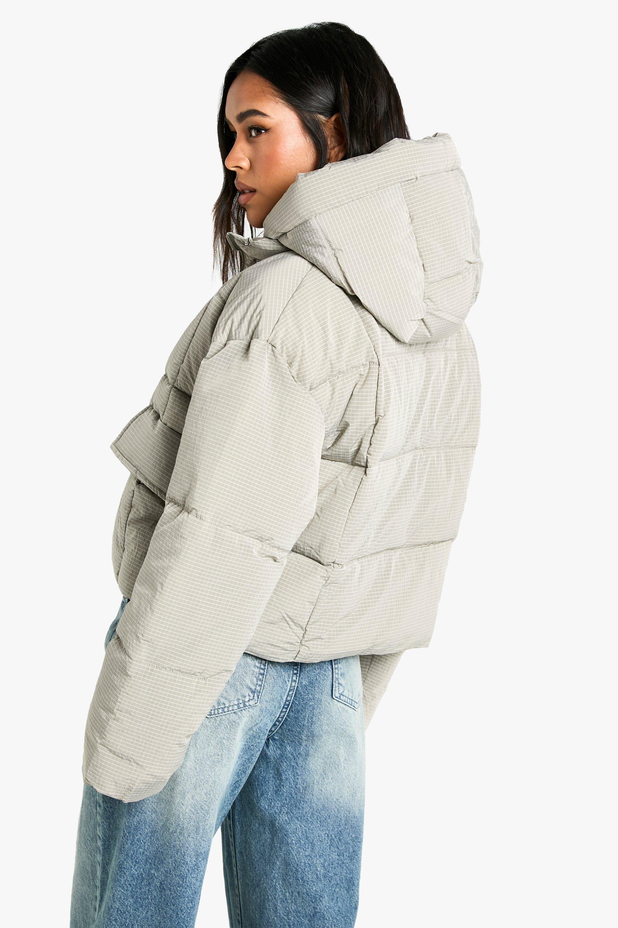 Hooded Textured Puffer Jacket boohoo NO