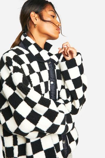 Checkered Boxy Teddy Jacket black