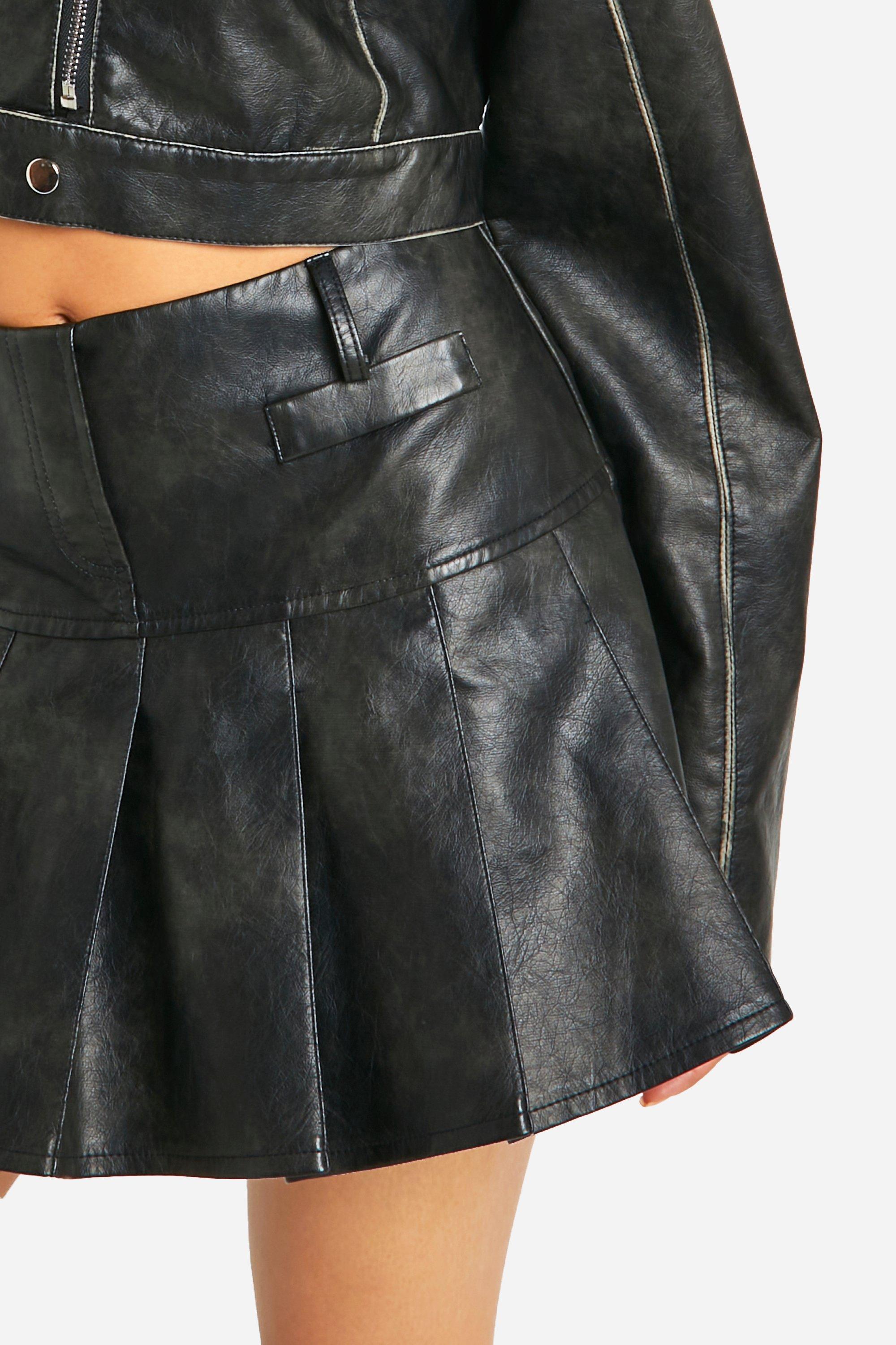 Vintage Look Faux Leather Pleated Tennis Skirt