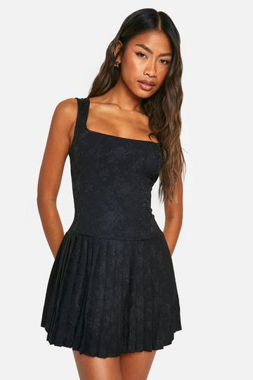 Jaquard Pleated Hem Shift Dress black