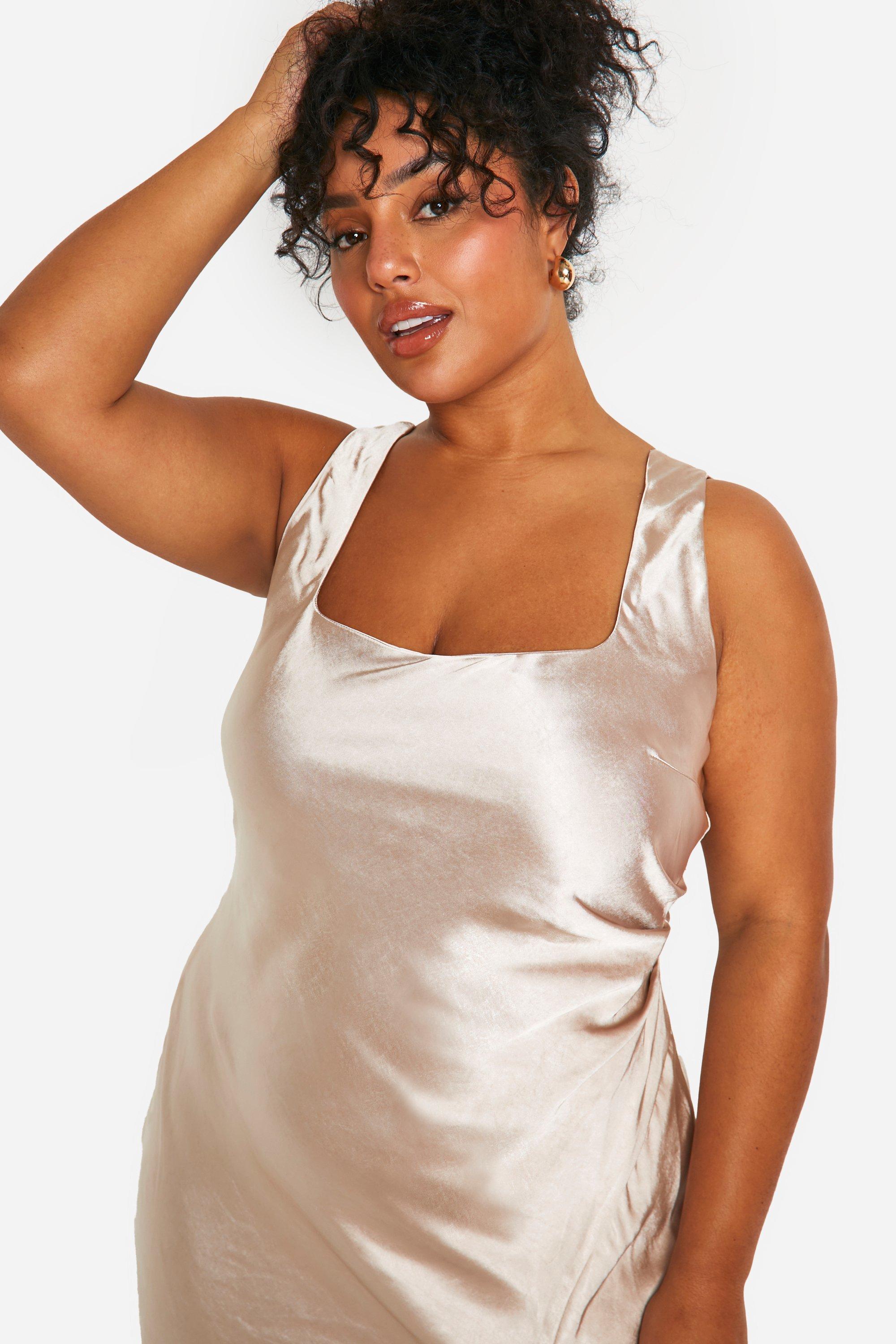 Robe col carré grande taille sale