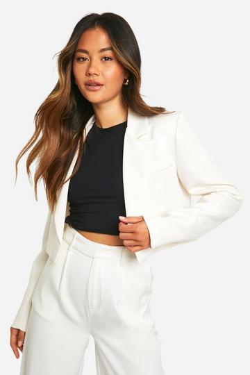 Plunge Lapel Longline Crop Tailored Blazer ecru