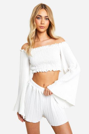 Geplooide Crop Top Met Wijde Mouwen En Losse Shorts ivory