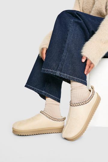 Embroidered Cosy Mules beige