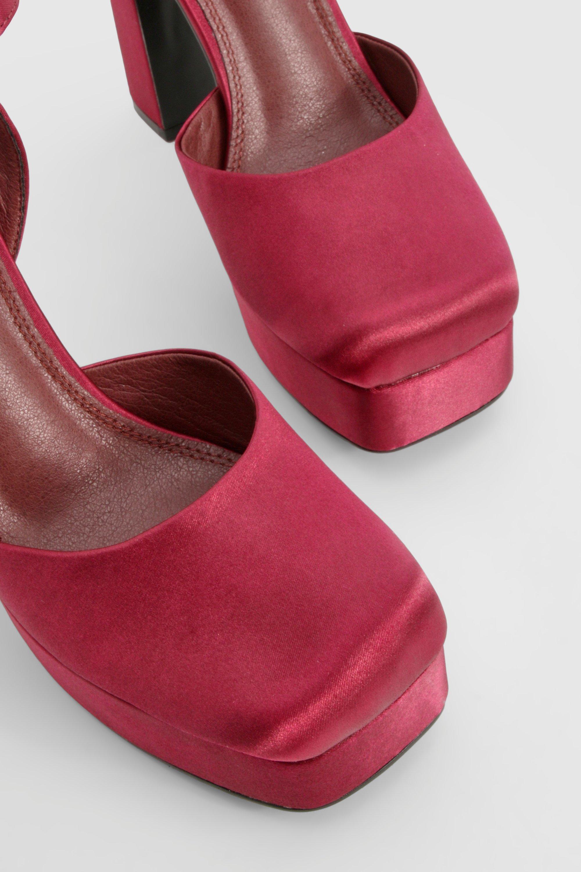 Scarpa chiusa con zeppa hot sale