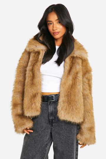 Petite Premium Collared Faux Fur Coat natural