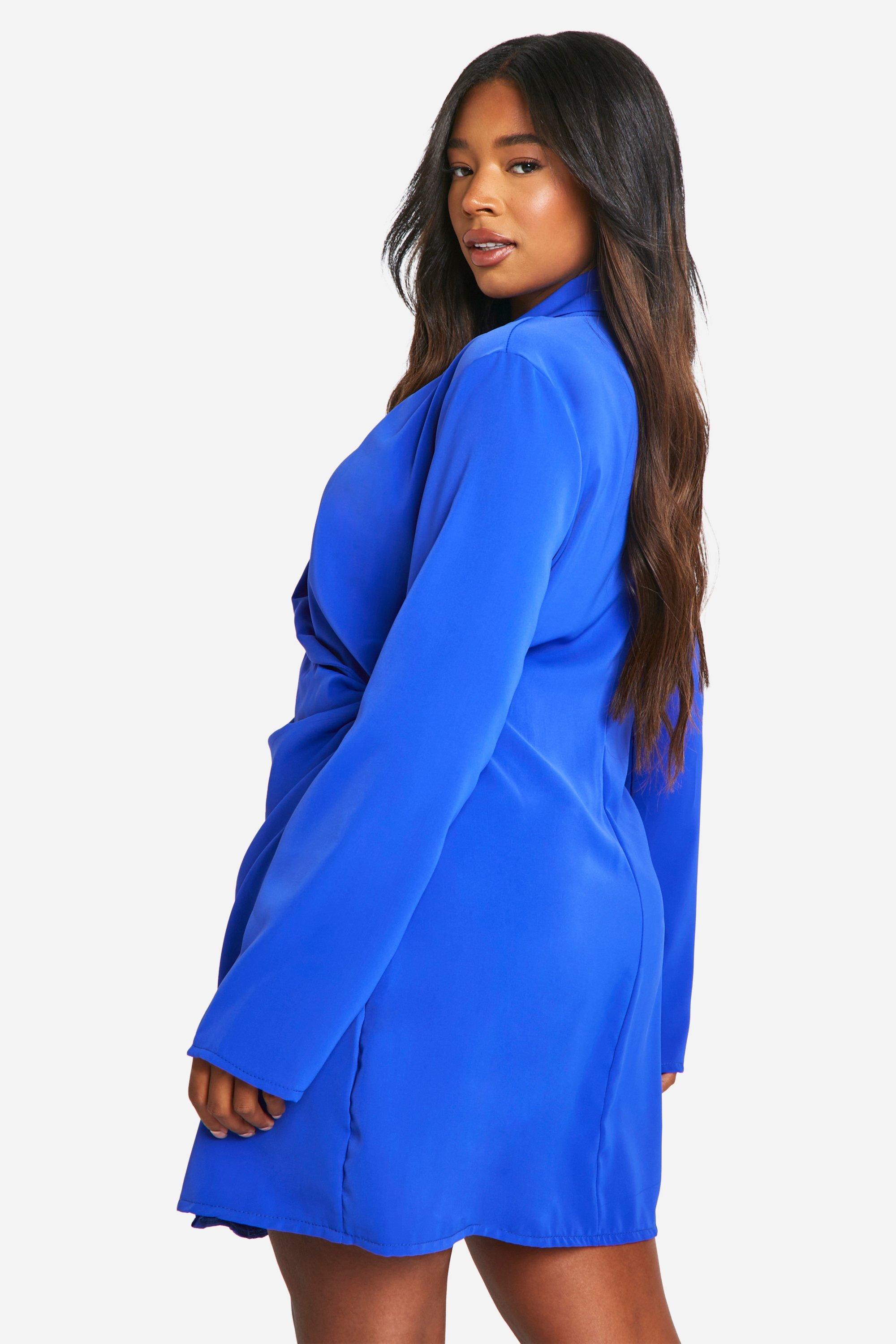 Vestito Blazer Plus Size a incrocio con ruches boohoo IT