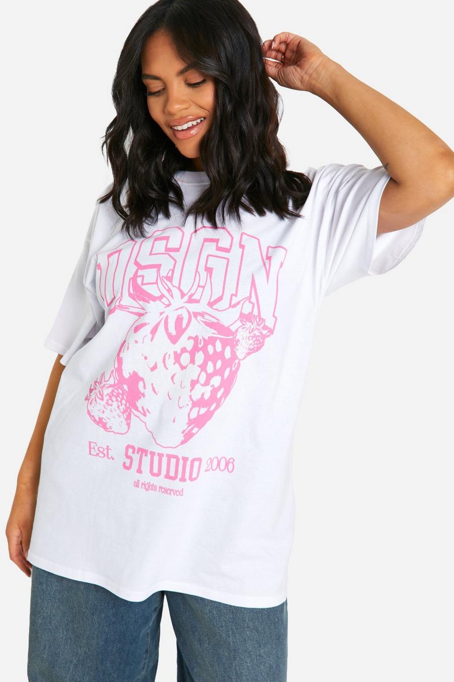 T-shirt Plus Size con fragola Dsgn Studio 1, White