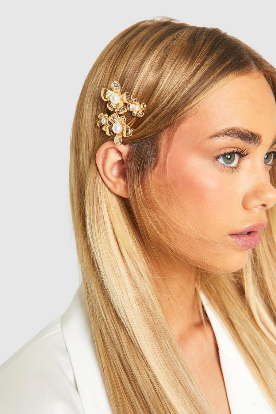 Gold Flower Pearl Detail Hair Clips 