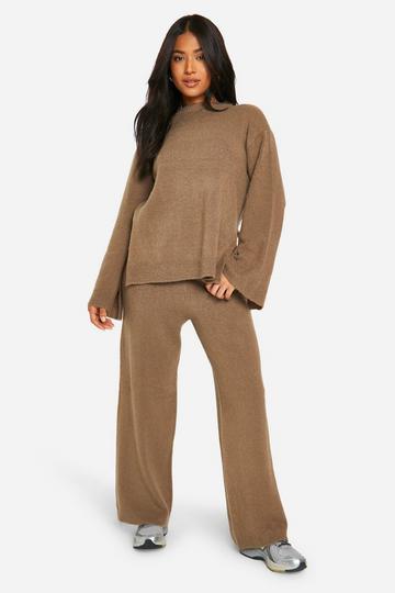 Petite Soft Knit Sweater And Flares Knitted Two-Piece taupe