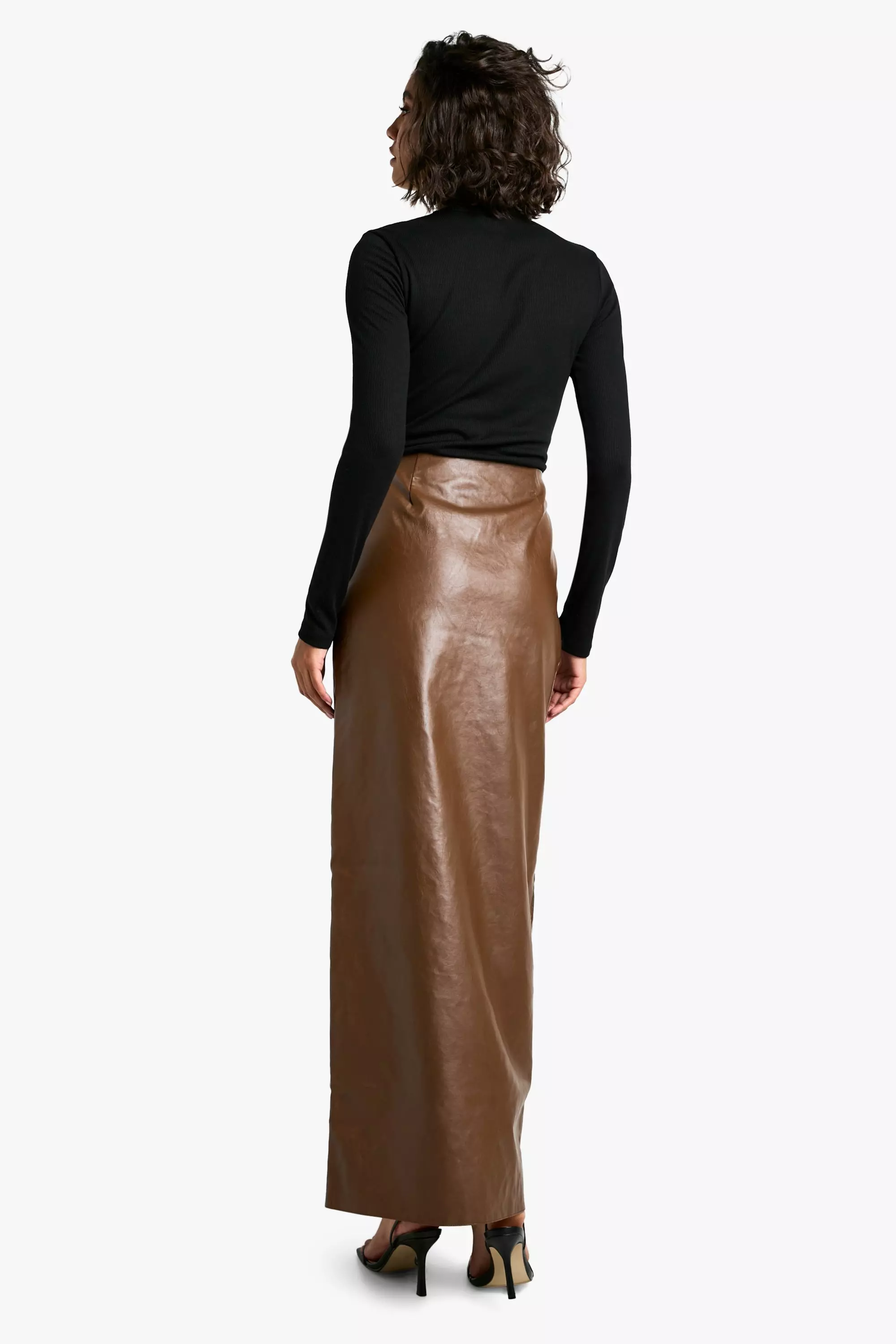 Chocolate Tall Faux Leather Button Detail Wrap Maxi Skirt صورة بديلة