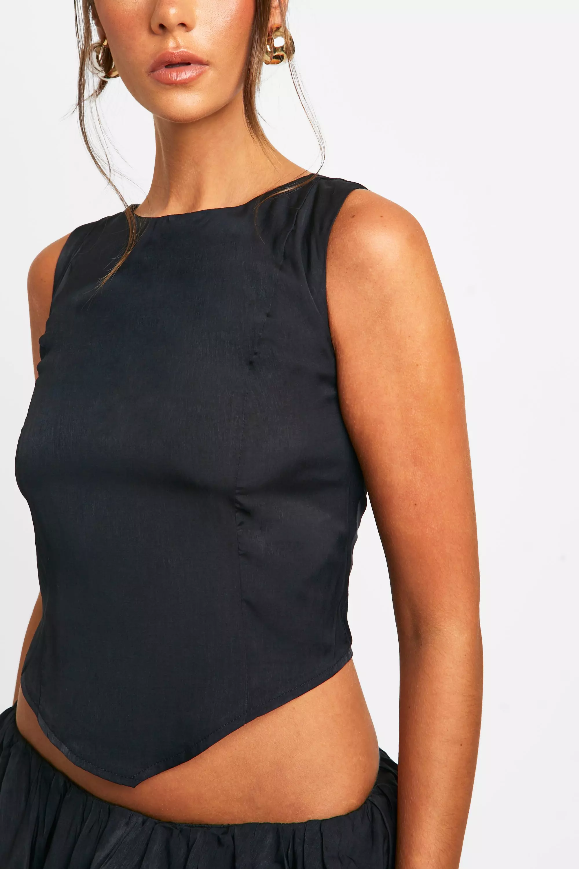 Black Hanky Hem Sleeveless Top alternative image