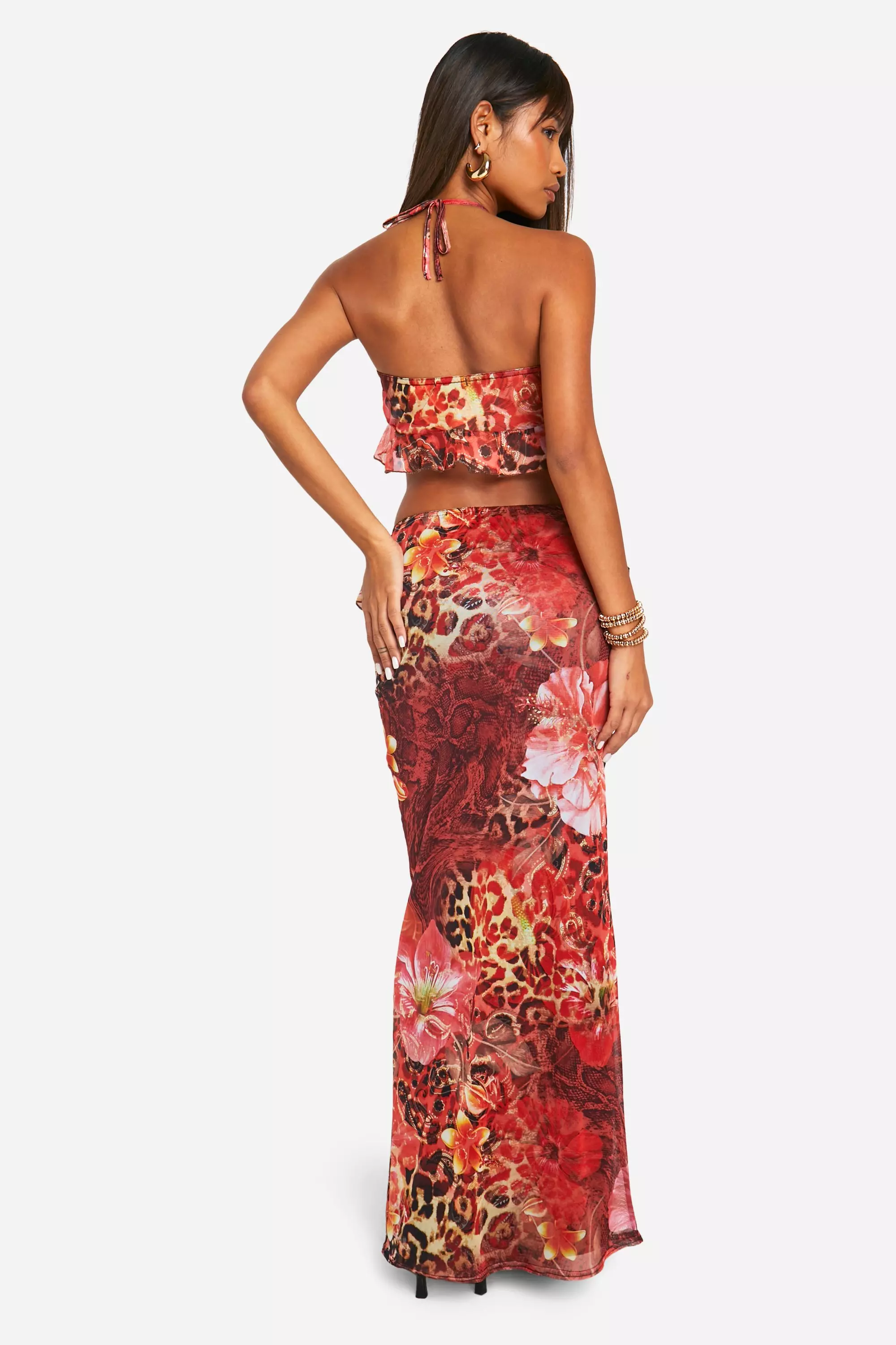Multi Printed Mesh Ruffle Maxi Skirt صورة بديلة