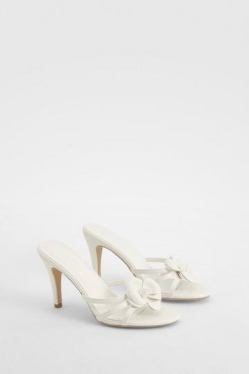 Flower Detail Strappy Heel white