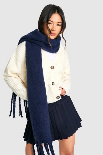 Chunky Oversized Fringe Scarf navy