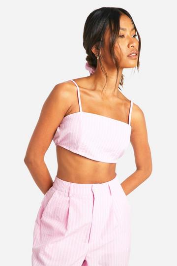 Ensemble à rayures avec bralette et cheveux froncés baby pink