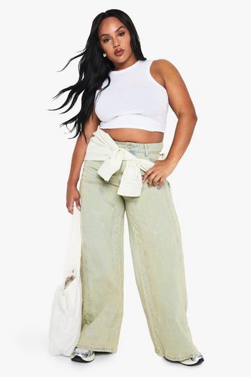 Plus Vintage Wash Distressed Applique Straight Leg Jeans vintage wash