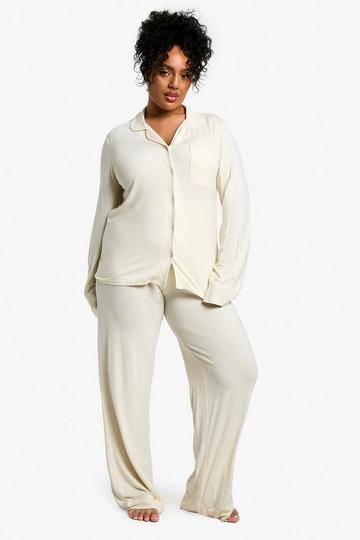 Plus Essentials Pyjama Set Met Knopen cream