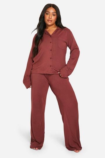 Plus Essentials Pyjama Set Met Knopen chocolate