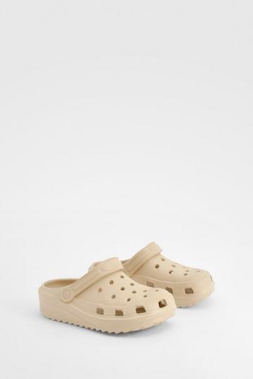 Chunky Vented Mules beige