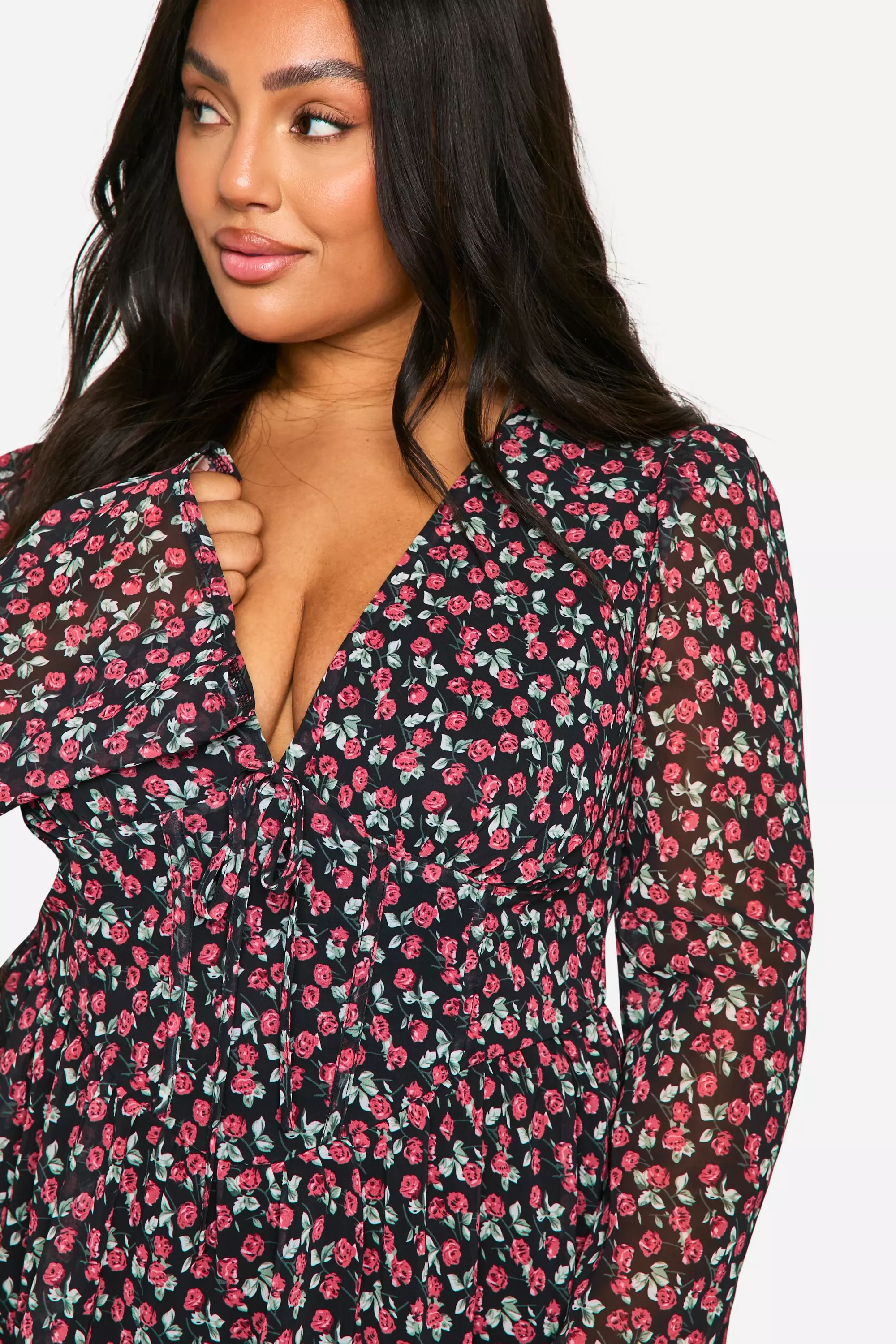 Black Plus Woven Floral Milkmaid Skater Dress alternative image