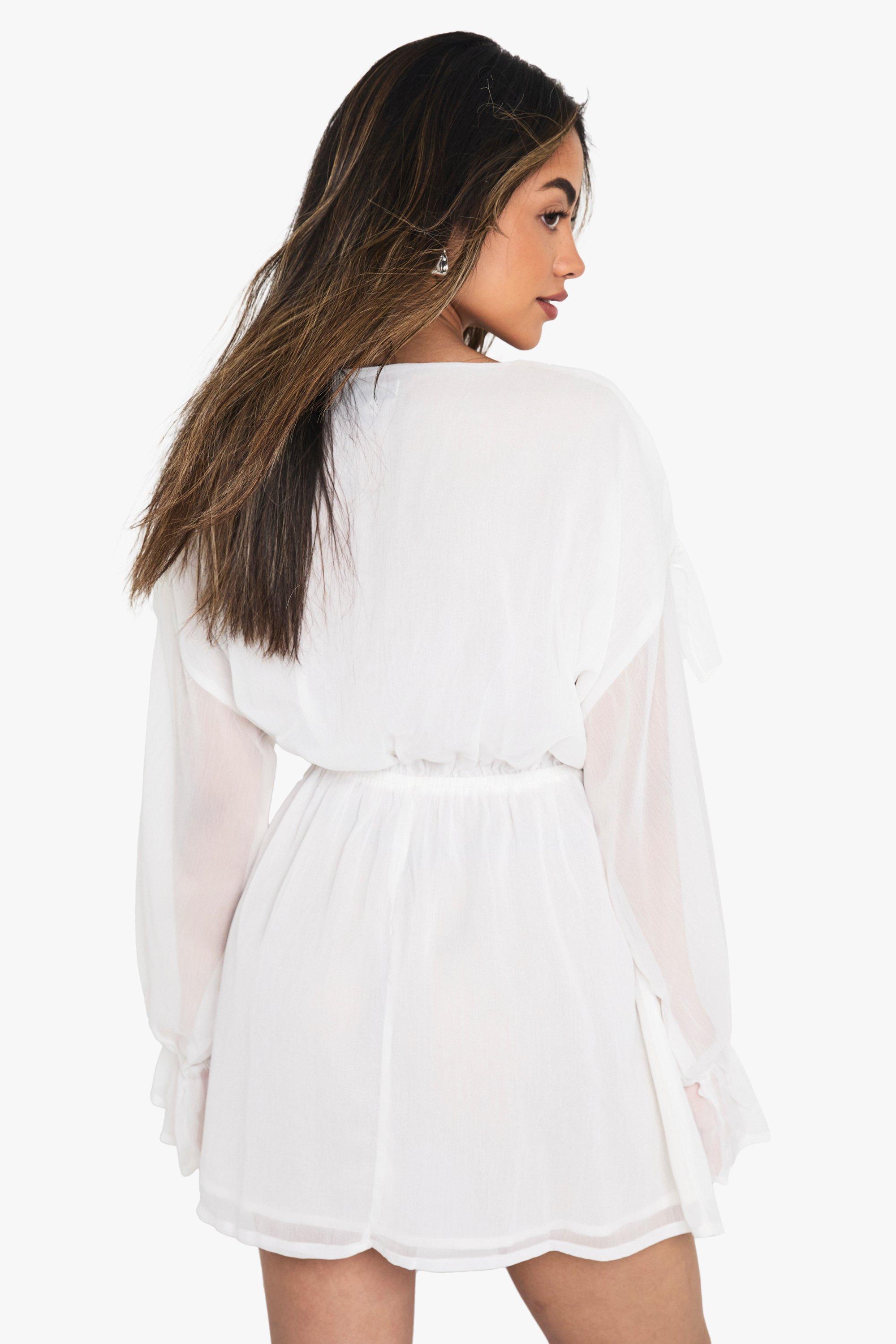 Boohoo Women s Crinkle Chiffon Ruffle Long Sleeve Mini Dress Cream