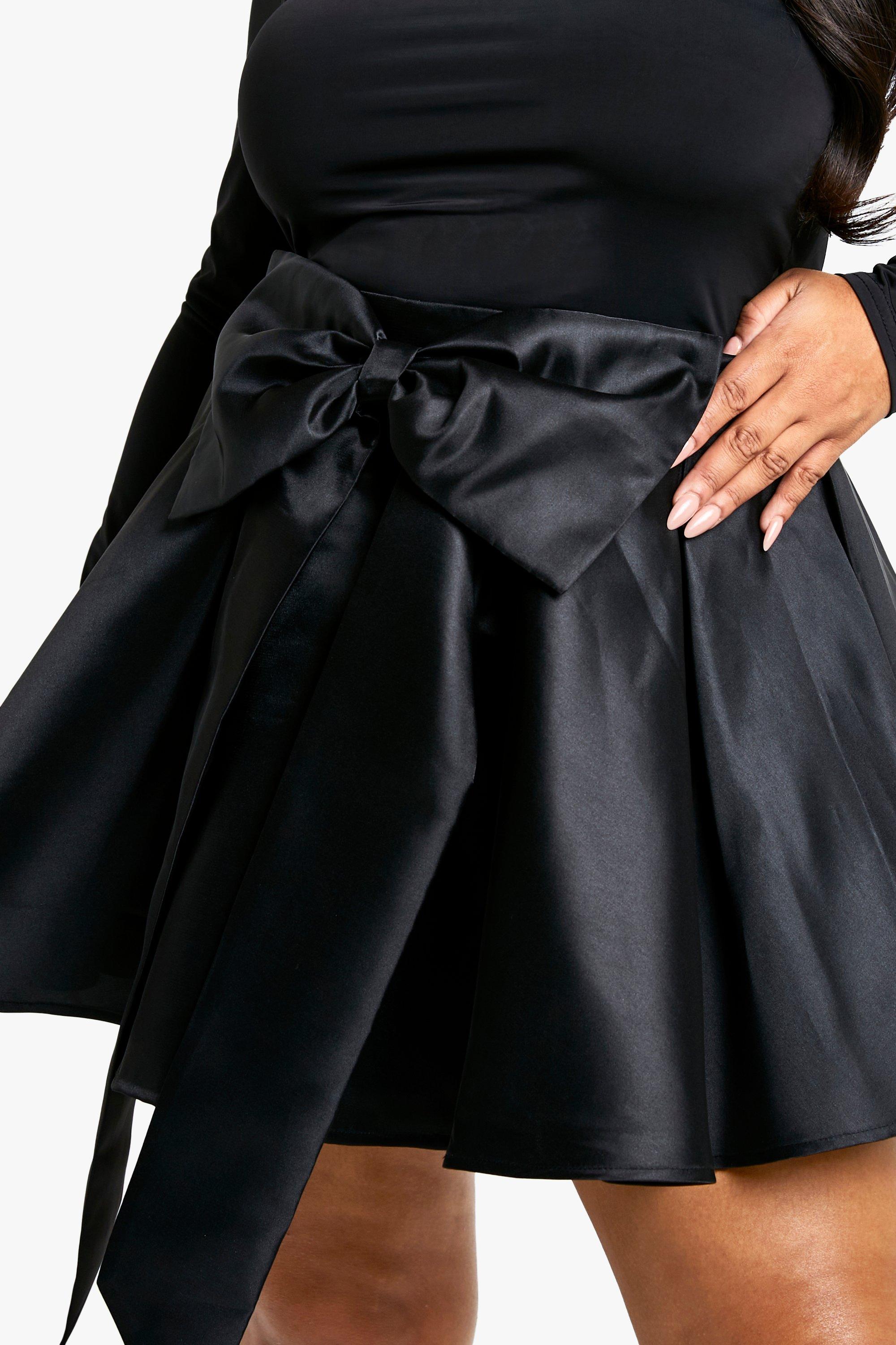 Plus Taffeta Bow Skater Skirt