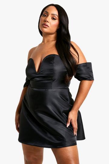 Plus Drop Shoulder V Plunge Skater Dress black