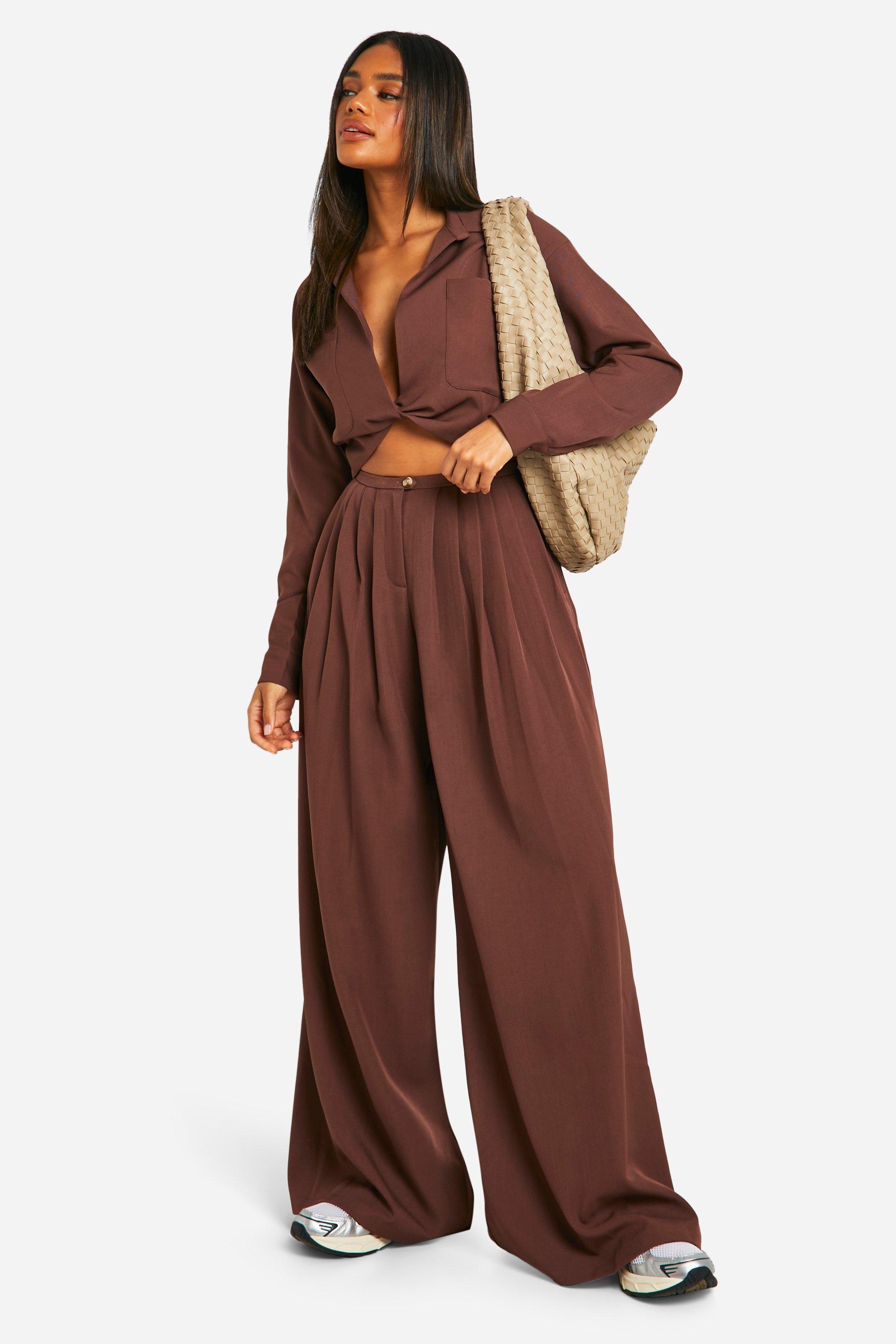 Chocolate Woven Low Rise Extreme Wide Leg Pleated Trouser