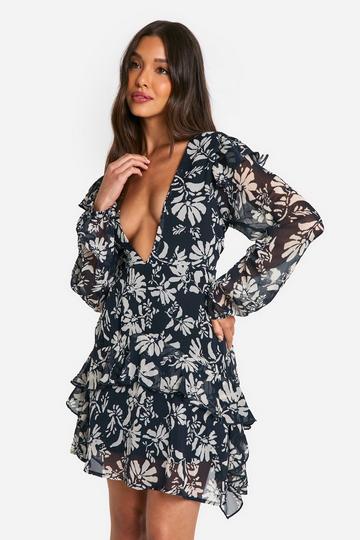 Gekreukelde Gesmokte Chiffon Bloemen Jurk Met Ruches black