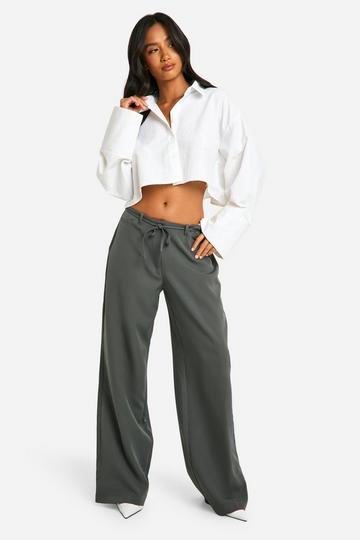 Petite Low Waist Belt Detail Wide Leg Trousers grey