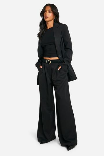 Black Petite Pleat Detail Extreme Wide Leg Trousers