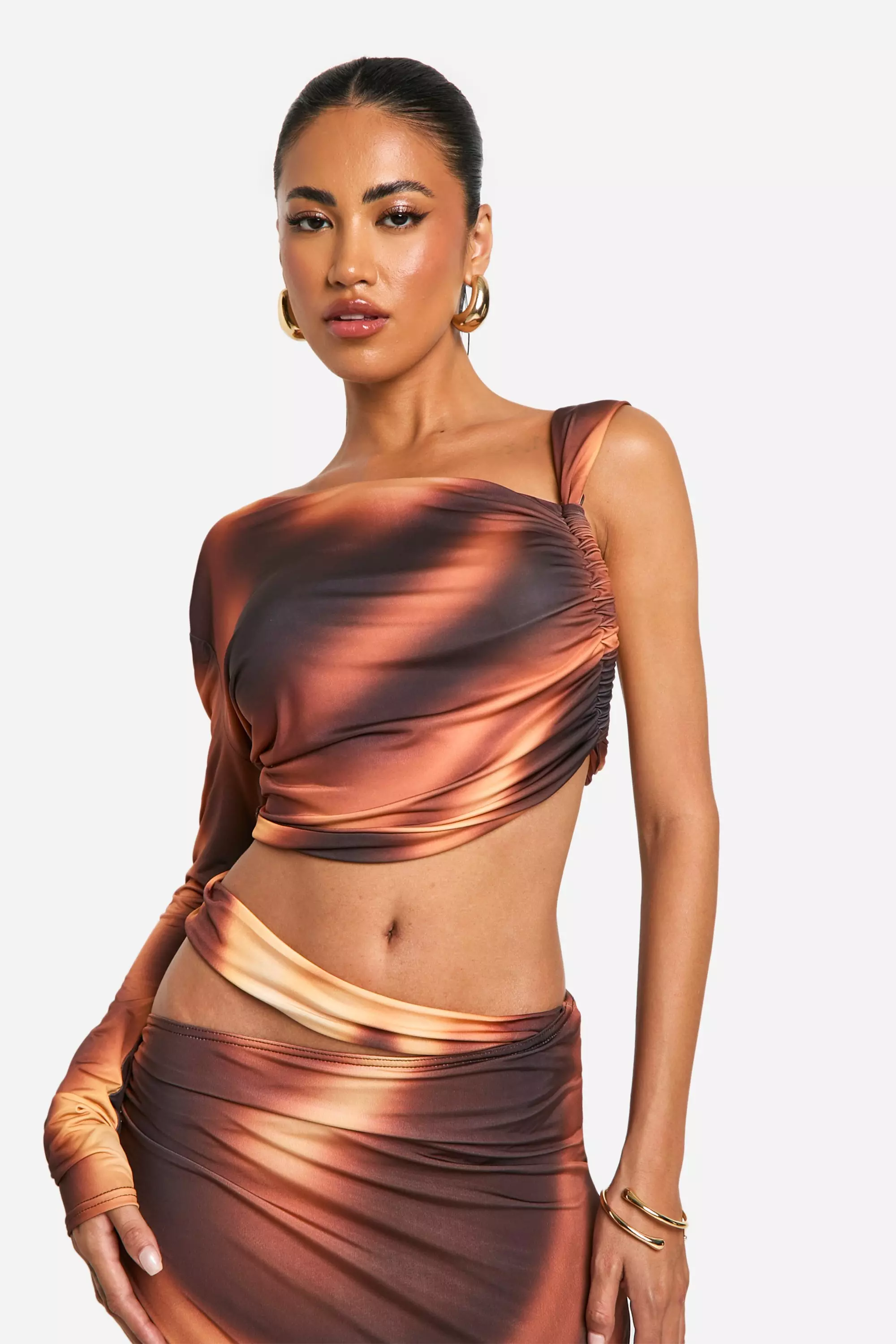 Brown Printed Slinky Cut Out Detail Maxi Skirt صورة بديلة