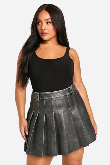 Black Plus Vintage Look Faux Leather Pleated Mini Skirt