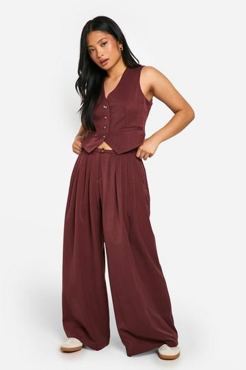 Petite Extreme Wide Leg Pleated Trouser chocolate