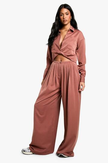 Tall Geplooide Extreme Wide Leg Broek rust