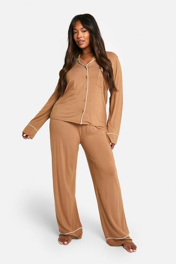 Plus Geribbelde Pyjama Set Met Broek En Knopen mocha