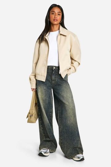 The Petite Wide Leg Jean vintage blue