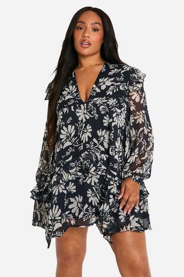 Plus Gekreukelde Gesmokte Chiffon Jurk Met Print En Ruches black