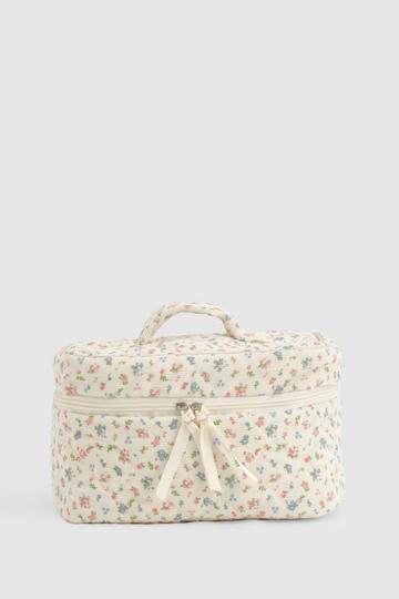 Quilted Ditsy Floral Makeup Bag white