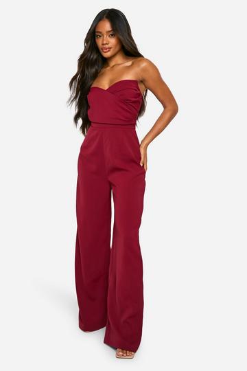 Getailleerde Jumpsuit Met Korset Detail wine