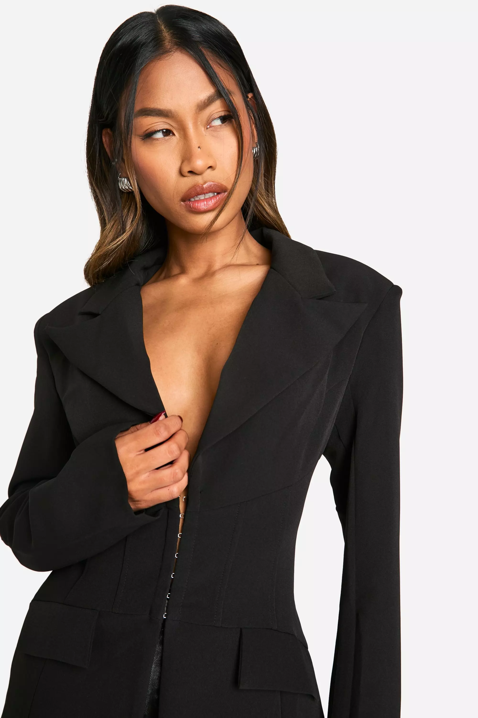 Black Seam Detail Cinched Waist Fitted Blazer صورة بديلة