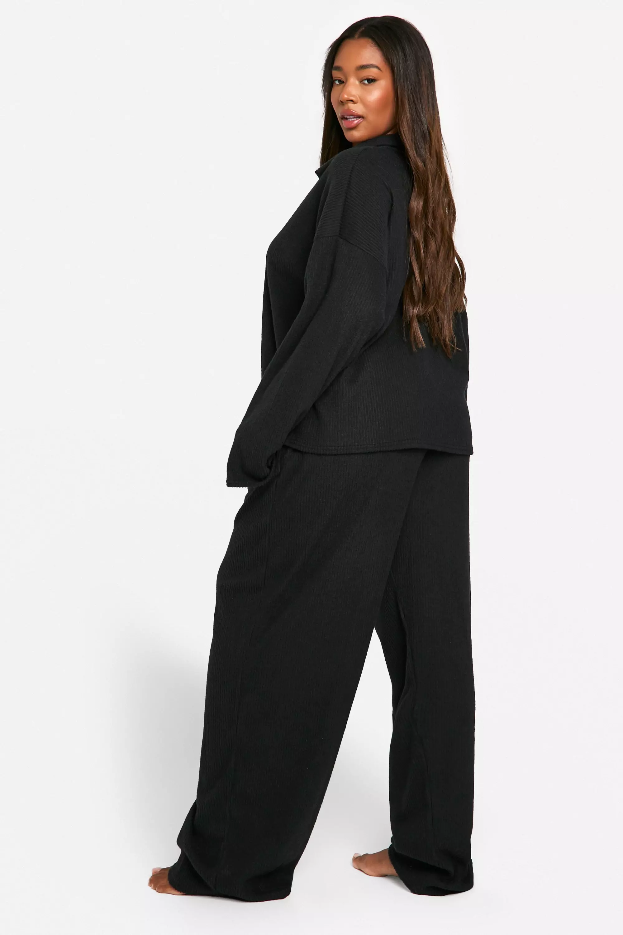Black Plus Soft Rib Collared Top & Trouser Lounge Set صورة بديلة