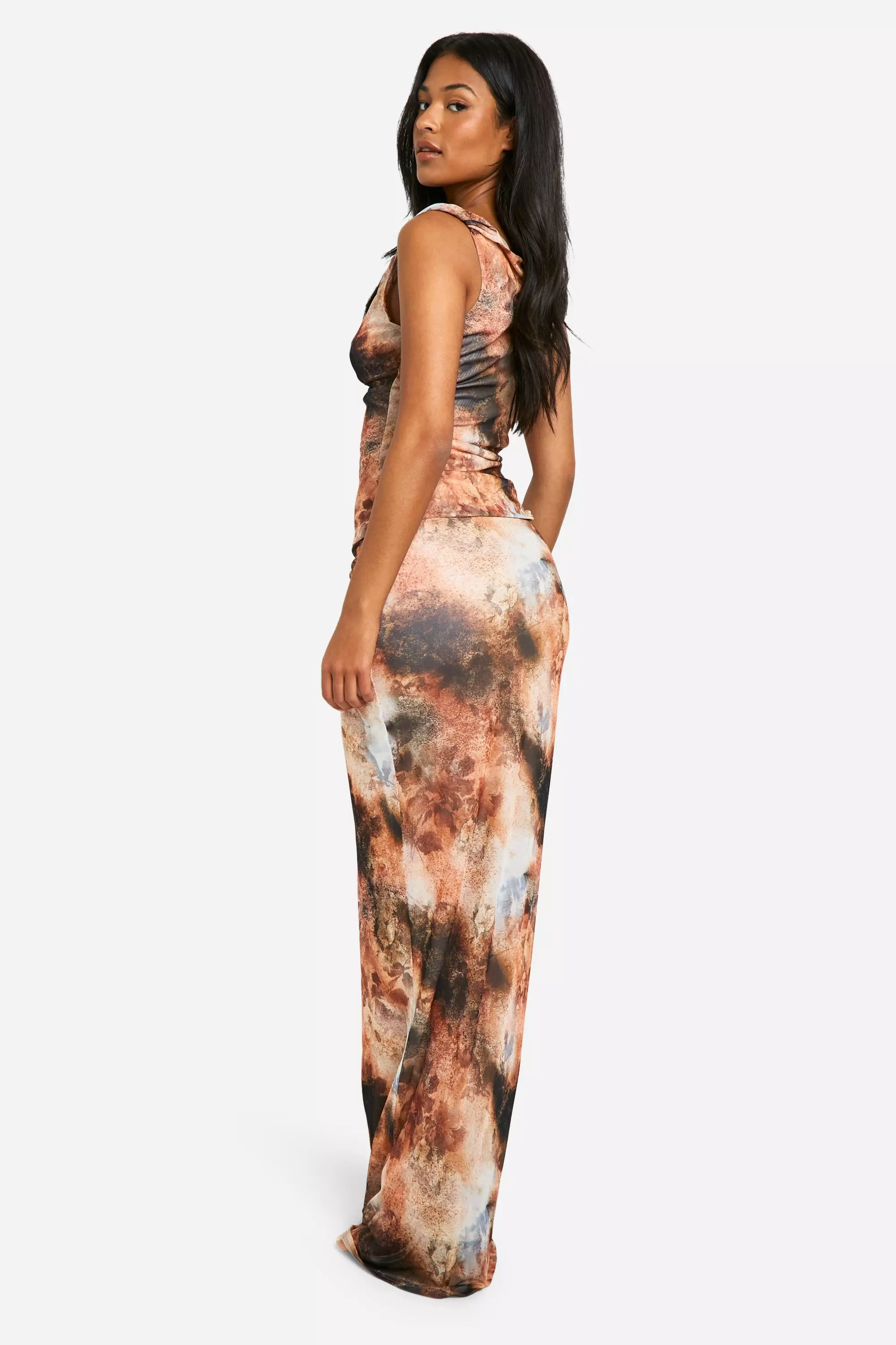 Rust Tall Abstract Print Maxi Skirt alternative image